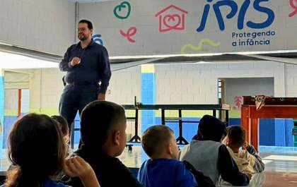 Delegado&nbsp;ministra palestra educativa a crianças e adolescentes em situação de vulnerabilidade em Birigui