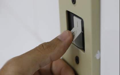 Conta de luz fica mais cara em maio com acionamento da bandeira amarela