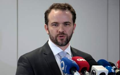Ministro confirma que FGTS será usado para programa de renegociação de dívidas