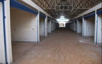 Obra do Shopping Popular de Três Lagoas avança