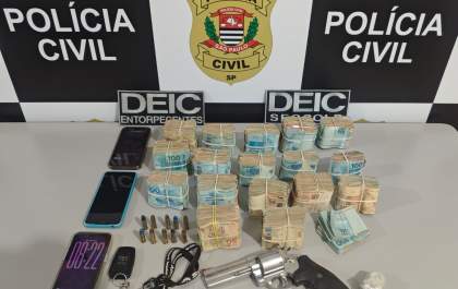 Polícia Civil apreende R$ 167 mil em dinheiro e revólver e prende investigado por tráfico em Penápolis
