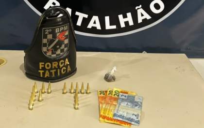 Denúncia anônima leva PM a prender traficante com 17 pinos de cocaína em Três Lagoas