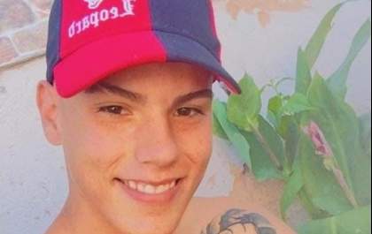 Morre jovem de 20 anos que bateu moto em poste em Penápolis