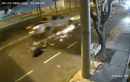 Condutor de caminhonete foge após arrastar bicicleta motorizada em avenida de Birigui