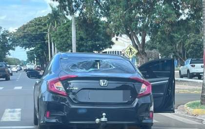 Ciclista fica ferido após colisão com carro na entrada da Esplanada NOB