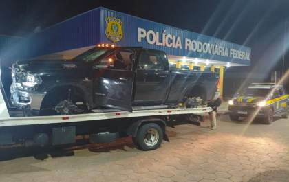 PRF apreende 863 quilos de maconha após perseguição na BR-267