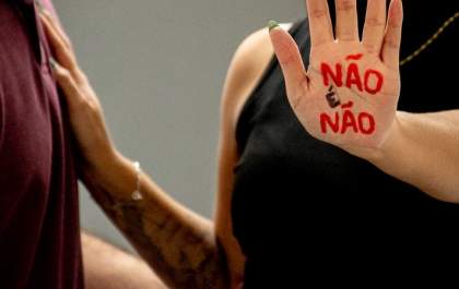 Cliente é acusado de importunação sexual por funcionária de restaurante
