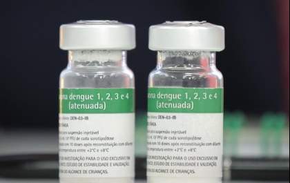 Estado suspende vacinação contra a dengue