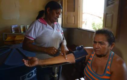 PEC garante aposentadoria especial para agentes de saúde