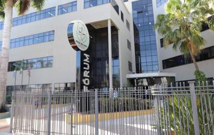 Justiça condena maternidade e pediatra por violência obstétrica psicológica