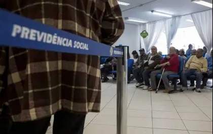Fila do INSS atinge menor patamar desde setembro de 2024, aponta governo