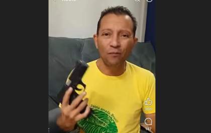 Vereador Damião Brito nega ter escondido celulares