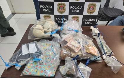 Polícia apreende R$ 35 mil em operação em Araçatuba contra suspeito de fornecer drogas