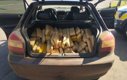 Homem é preso transportando mais de 260 quilos de maconha em Audi