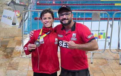Atleta de Araçatuba conquista medalha de bronze no Campeonato Brasileiro Infantil de Natação