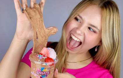 Shopping recebe oficinas de slime e encontro com influenciadora