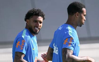 Transferência de Éderson, de MS, para o Manchester United é alvo de indefinição