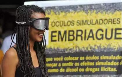 Prefeitura de Araçatuba passa a contar com óculos simuladores para educação no trânsito