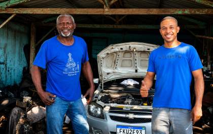Pai e filho se destacam no setor de mecânica automotiva