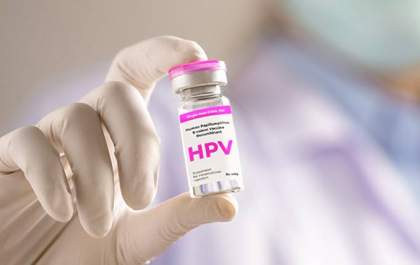 Vacina contra HPV segue disponível no SUS