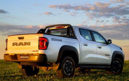 Versatilidade amplia presença da Ram Dakota 2027 entre as picapes médias