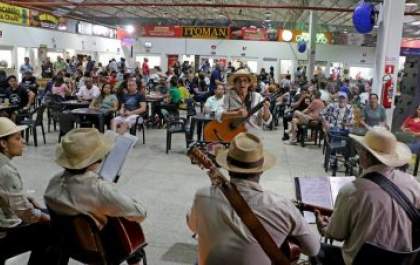 Feira Central de Três Lagoas: onde comer bem, curtir música ao vivo e viver a tradição da cidade