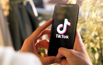 Comissão Europeia acusa TikTok de expor menores a riscos e exige mudanças na plataforma