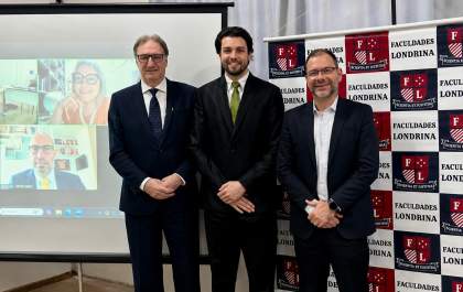 Professor da AEMS, Victor Druzian conquista título de mestre em Direito com pesquisa sobre Reforma Tributária e tecnologia
