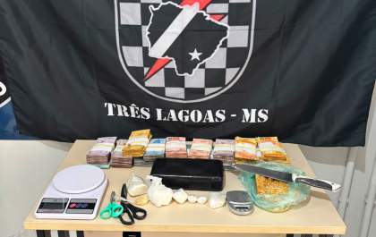 Homem é preso com quase 2 kg de crack, cocaína e mais de R$ 13 mil durante ação da Força Tática