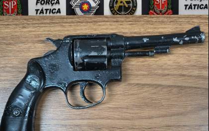 Homem é preso no Residencial Atlântico ao ser flagrado com revólver