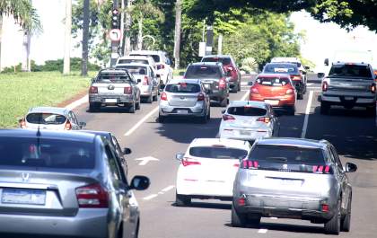Veículos com placas finais 7 e 8 devem regularizar licenciamento em agosto em MS