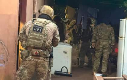 Operação Arsenal Oculto mira associação criminosa envolvida com tráfico de armas