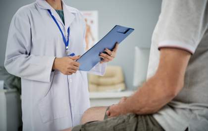Quase metade dos homens só procura o médico quando sente sintomas, revela pesquisa
