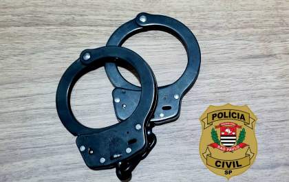 Polícia Civil de Penápolis prende mulher acusada de aplicar golpes virtuais com venda de planos de saúde falsos
