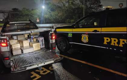Abordagem na BR-290 termina com apreensão de 750 celulares
