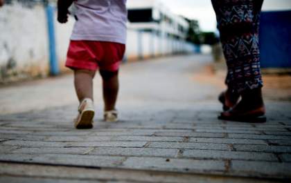 Homicídios de crianças e adolescentes recuam, mas seis ainda morrem por dia