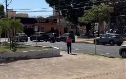 Mãe agride diretora de escola de Araçatuba após filho dela ser suspenso