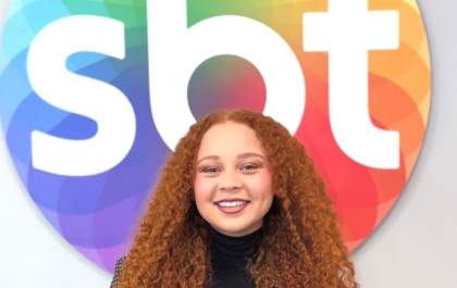 Julia Arantes, de Três Lagoas, celebra participação no Programa do Ratinho