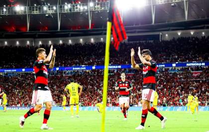 Flamengo vence e chega a 58,53% de chances de título no Brasileirão