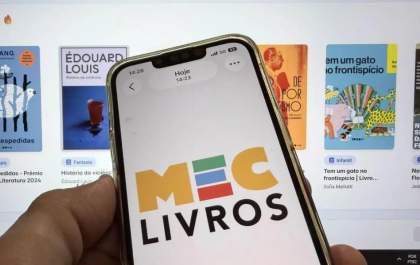 Biblioteca digital do MEC reúne mais de 25 mil títulos e já soma 450 mil horas de leitura