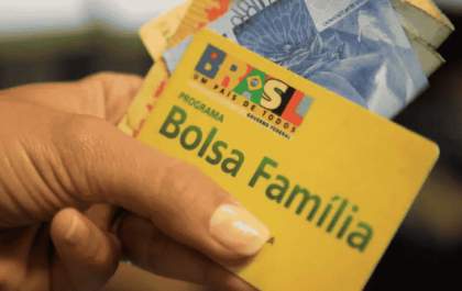 Bolsa Família aumenta 15% a partir de outubro