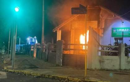 Homem de 37 anos é encontrado morto em uma das casas da antiga Vila Ferroviária