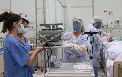 Quase metade dos médicos de UTI sofre esgotamento