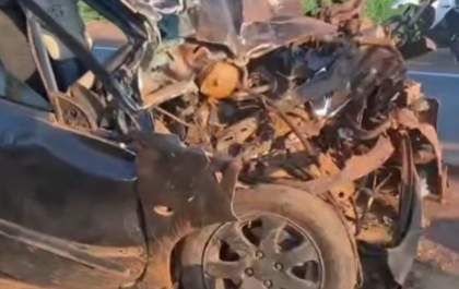 Motorista morre após carro bater na traseira de carreta na BR-262 em Três Lagoas