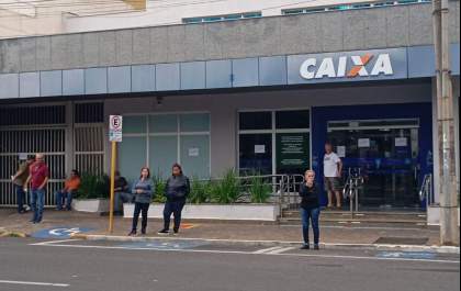 Funcionários da Caixa suspendem greve por determinação do Tribunal do Trabalho