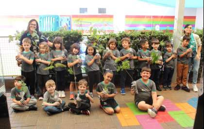 Projeto: Plantando Vida e Cultivando o Futuro