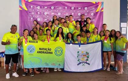 Natação de Andradina classifica 14 atletas para seleção regional e conquista 65 medalhas