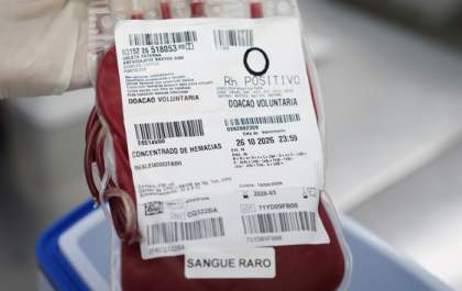 SUS faz segundo transporte aéreo de sangue raro