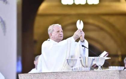 Arcebispo de Aparecida pede paz, desarmamento e combate à fome no Dia da Padroeira