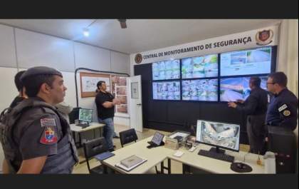 Prefeitura de Valparaíso conhece Central de Monitoramento de Braúna